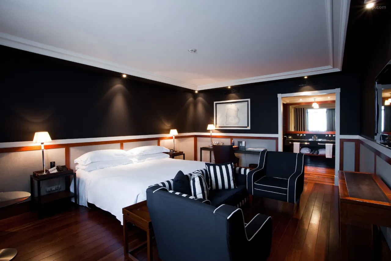 Premium Room — Trip.com listing photograph